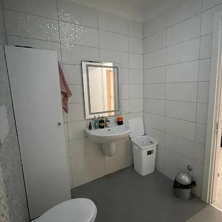 Apartment Rena's